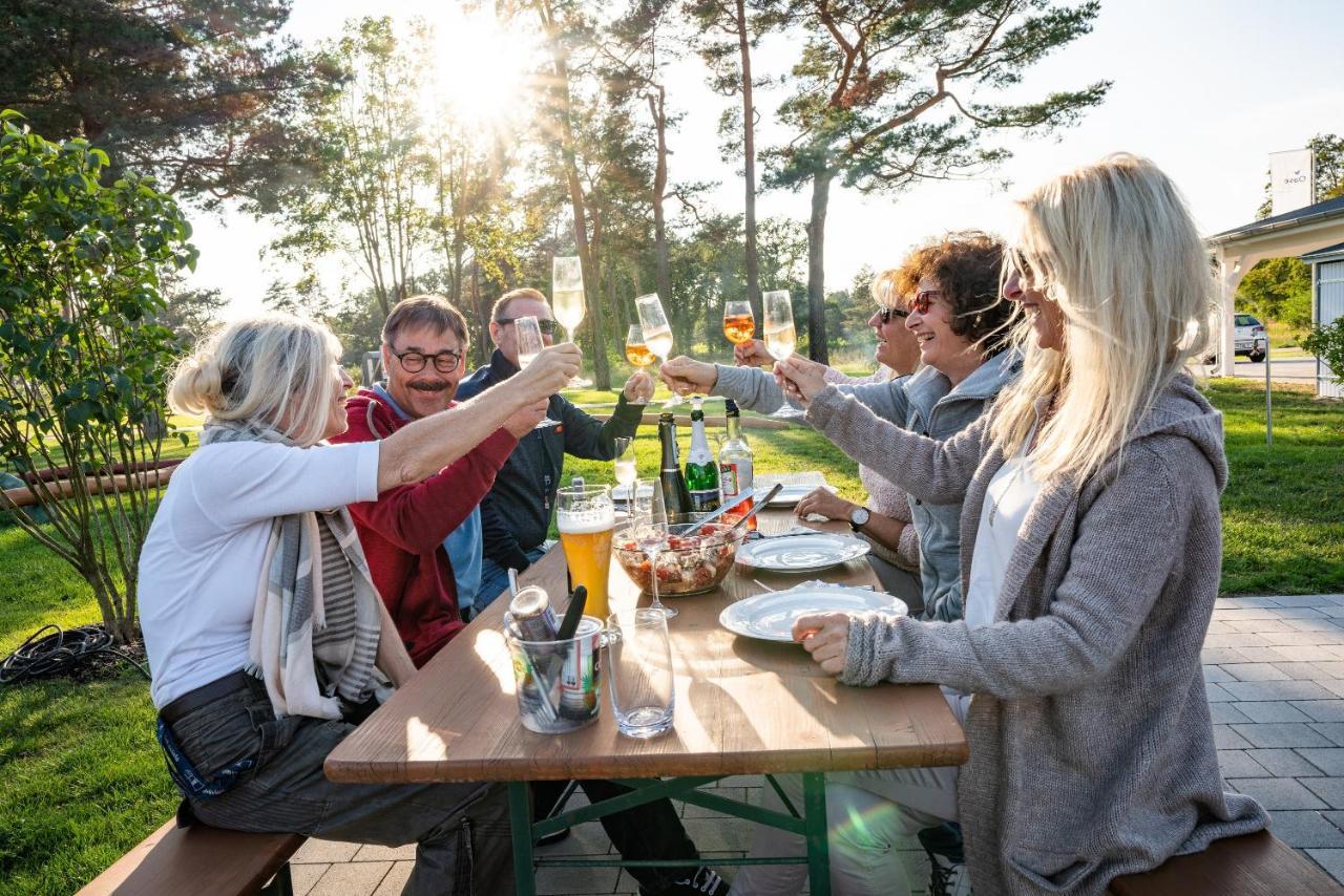 Appartement "Froschkoenig" - Oase Am Haff Garz  Esterno foto